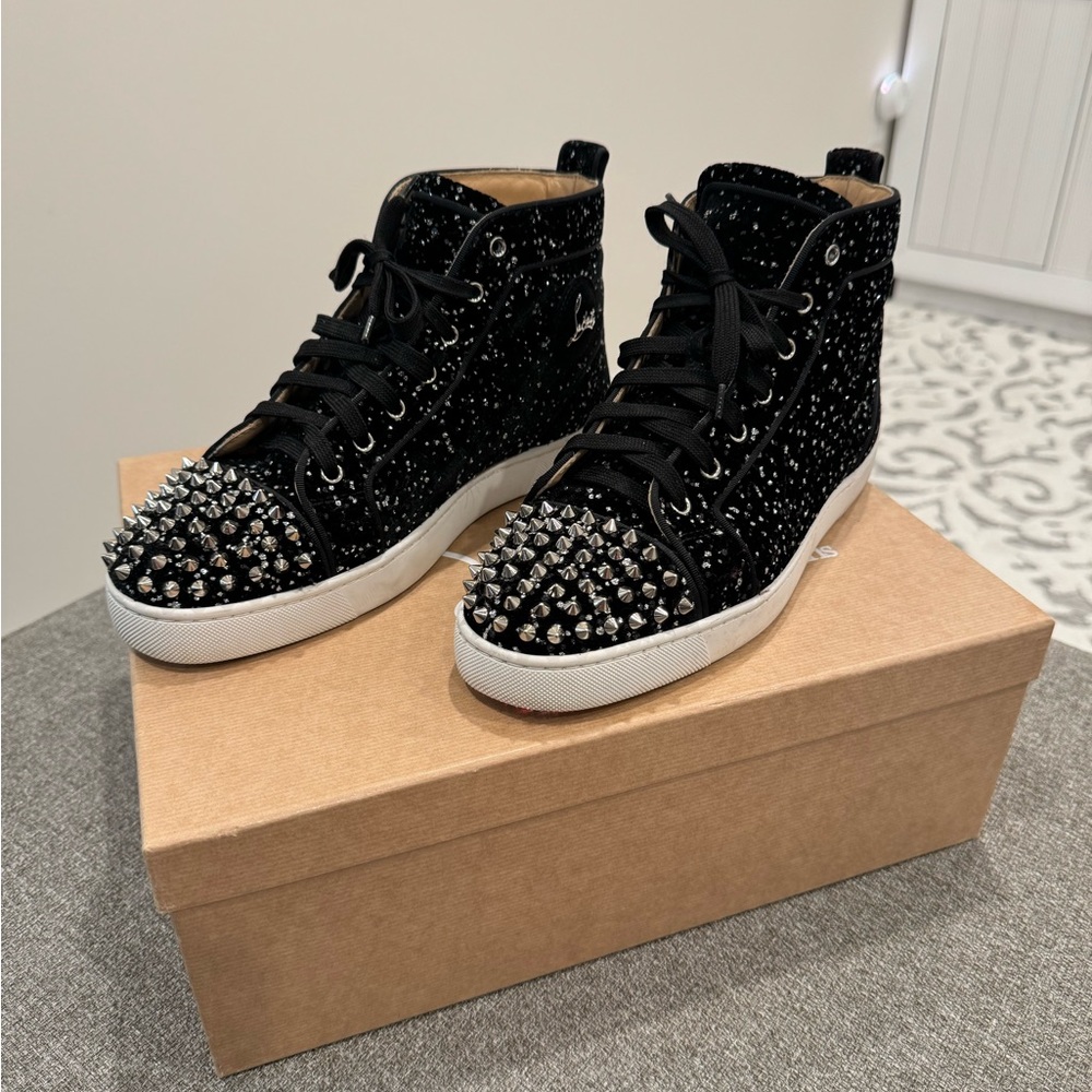 Christian Loubiton Loubi Spike shoes. Only wore about 5 times, LIKE NEW Size 43